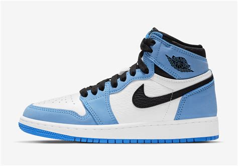 blauwe jordan 1.